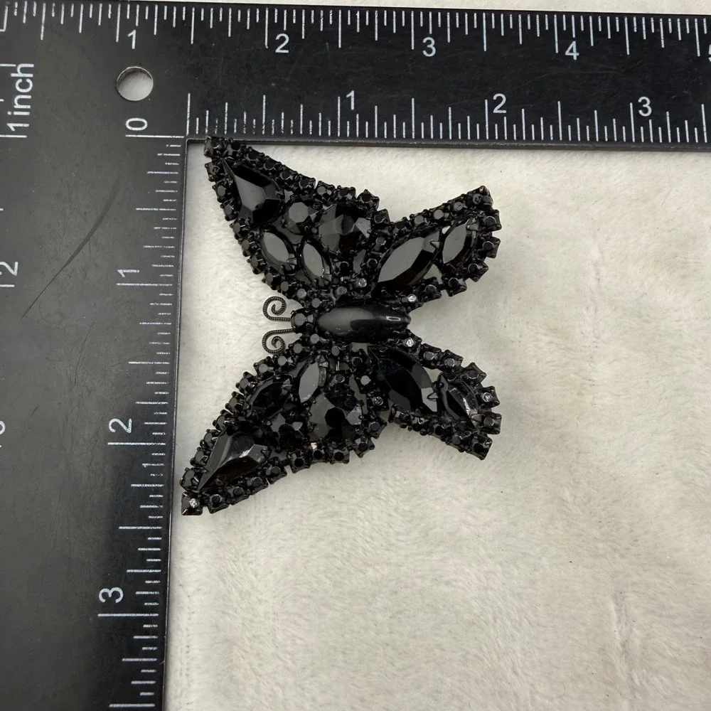 Vintage Weiss Butterfly Brooch Black Rhinestone Enamel